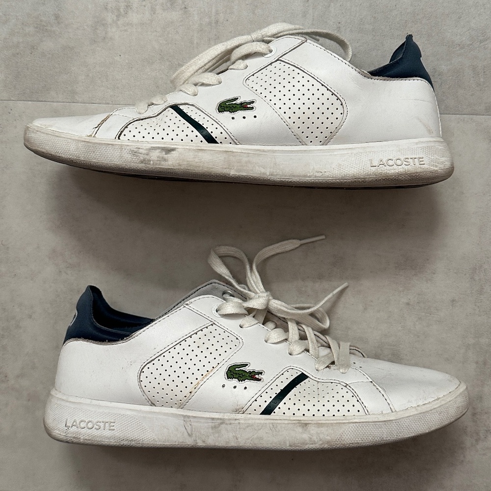 Men's Lacoste Novas Ct 118 tennis shoe White w/ green stripe & tongue SZ US 10